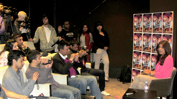priyanka chopra promotes teri meri kahaani in uk 2