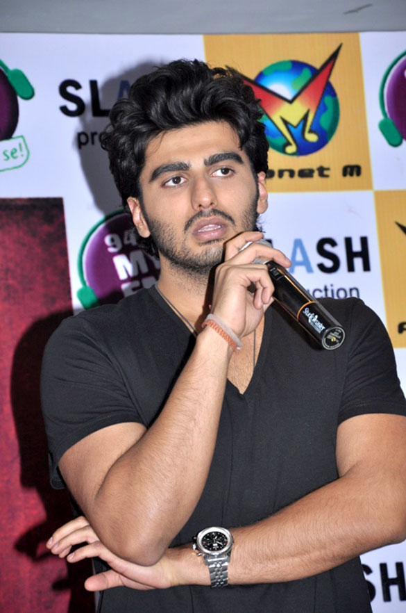 cast of ishaqzaade visit planet m jaipur 9