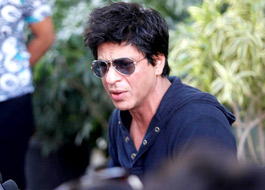 Shiv Sena lashes out at SRK Shiv Sena lashes out at SRK