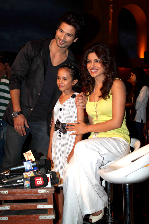 shahid priyanka promotes teri meri kahaani on dlf ipls extraaa innings 3