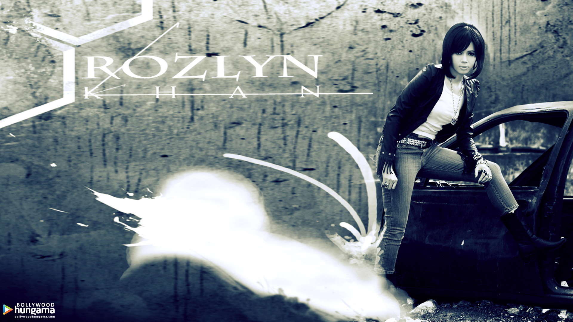 Rozlyn Khan