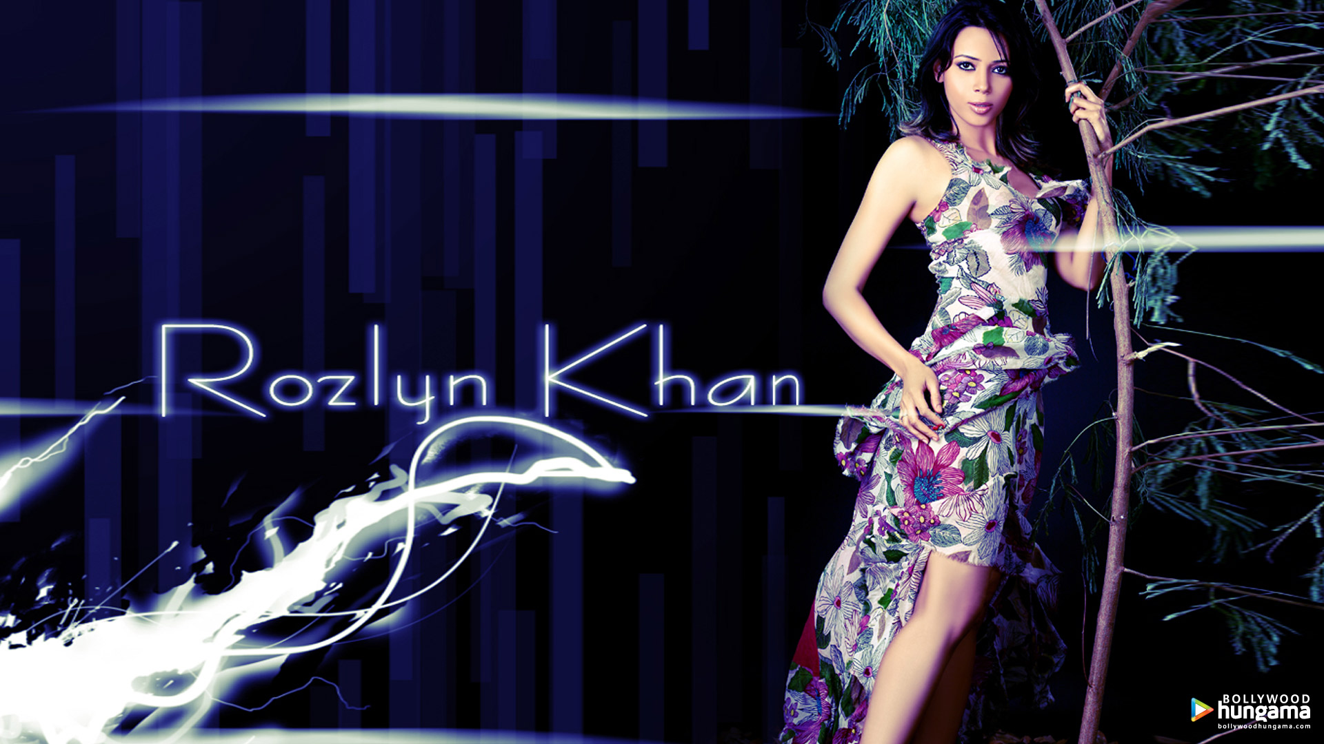Rozlyn Khan