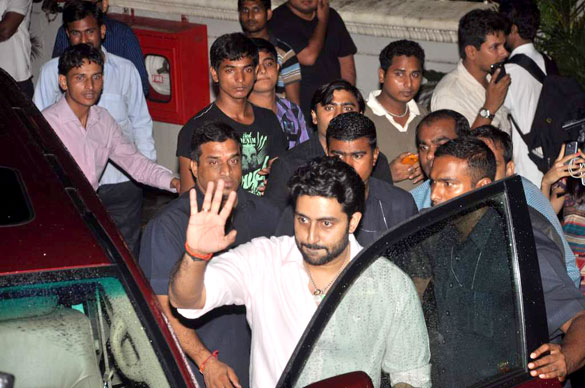 special screening of bol bachchan 25