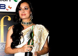 Dia Mirza wins IIFA 2012 Green Award