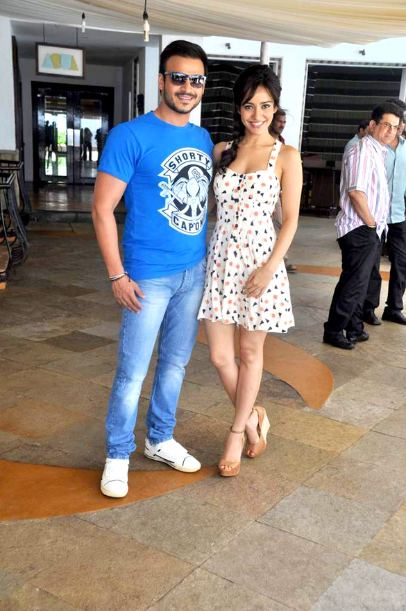 promo launch of jayanta bhai ki luv story 8