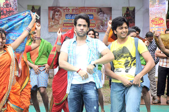 riteish tusshar on the sets of pavitra rishta 6