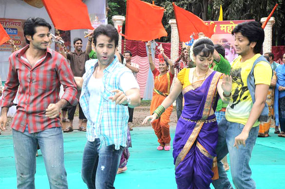 riteish tusshar on the sets of pavitra rishta 3