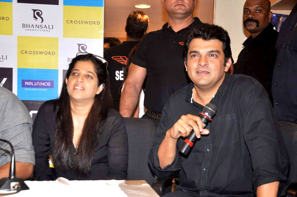 dvd launch of rowdy rathore 7