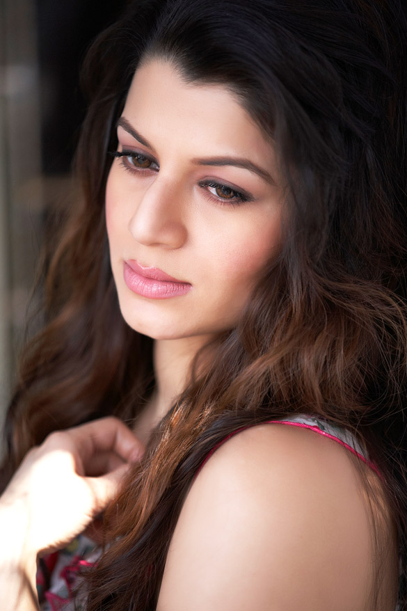 kainaat arora 26