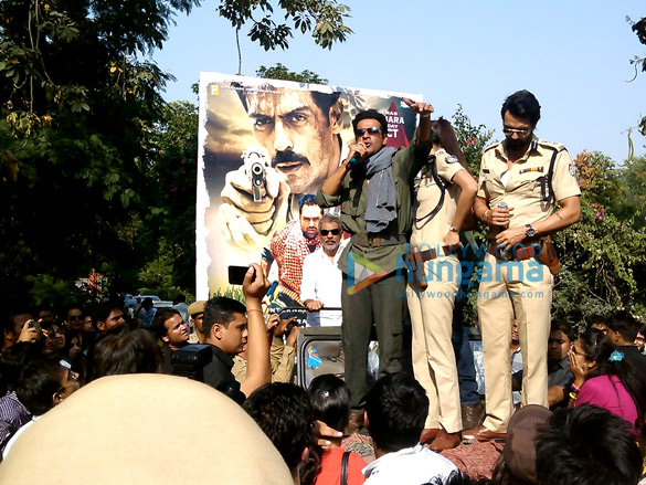 promotions of chakravyuh in delhi at hindu college 8