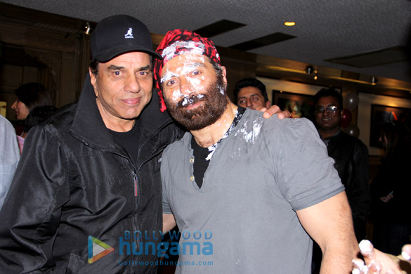 yamla pagla deewana 2 47