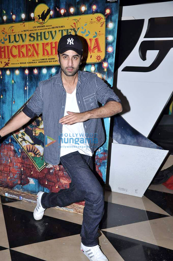 premiere of luv shuv tey chicken khurana 13