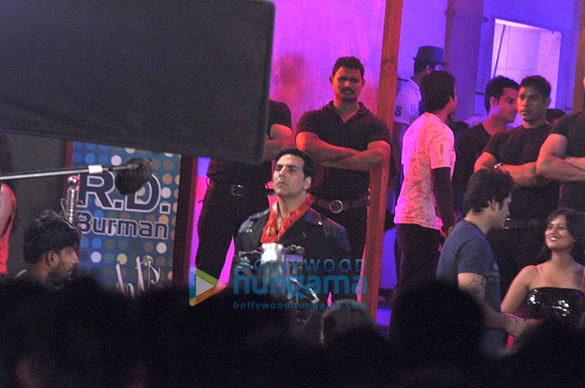 khiladi 786 48