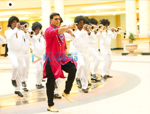khiladi 786 70