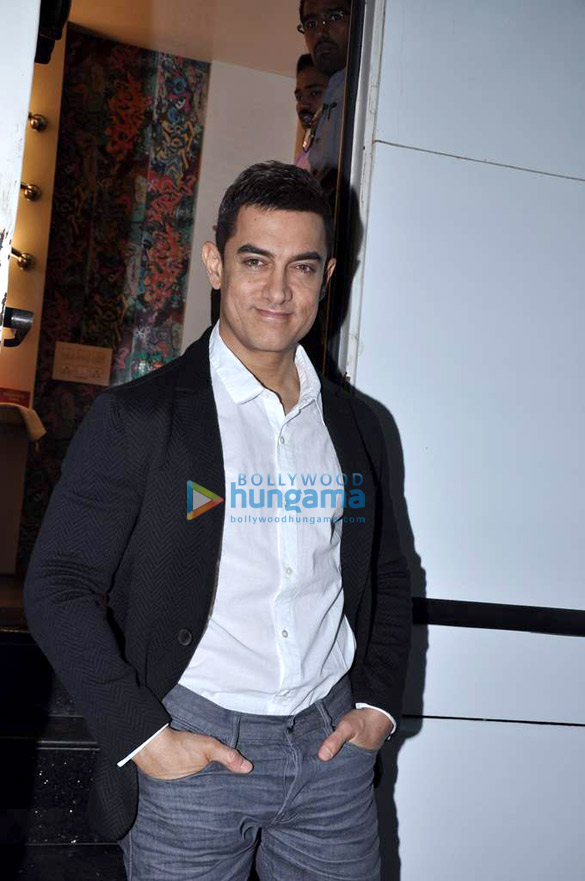 aamir promotes talaash on star pariwar 5