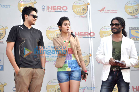 starcast of le gaya saddam at godrej eon tour de india race 3