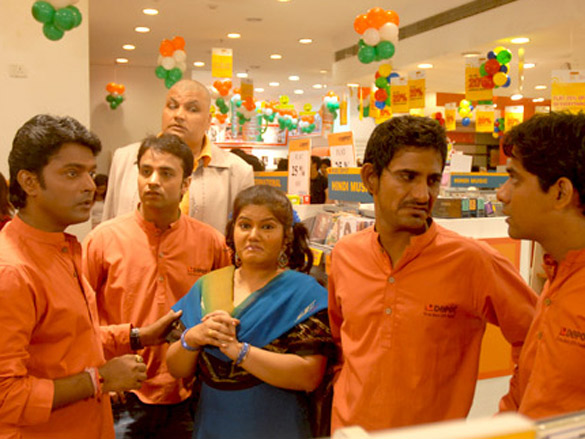 naveen prabhakarkhayalirajeev thakur