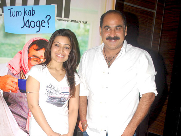 ajay and konkona launch atithi tum kab jaoge website 14