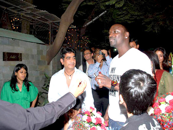 akon records with aadesh shrivastav 5