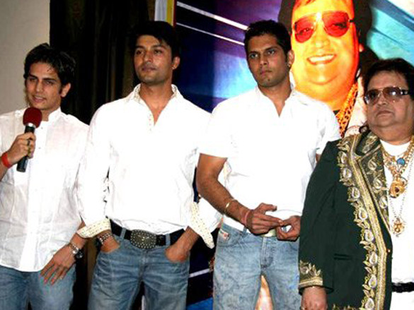 bappi da tusi great ho film mahurat 4