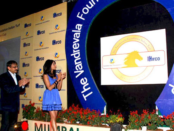 bipasha basu unveils vandrevala foundation turf cup 7