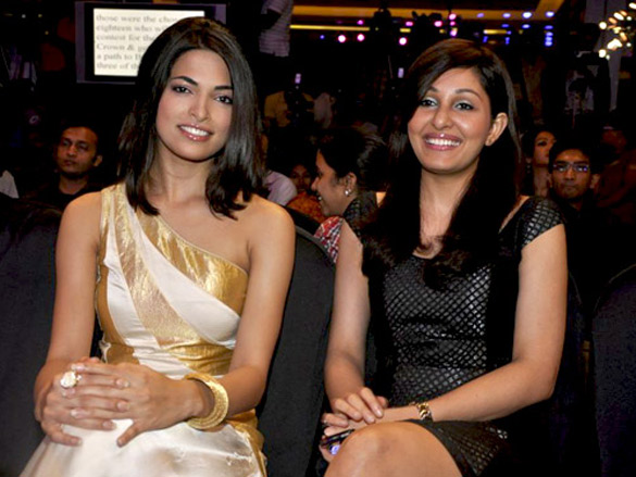 femina miss india 2010 finalists unveils femina crown 6