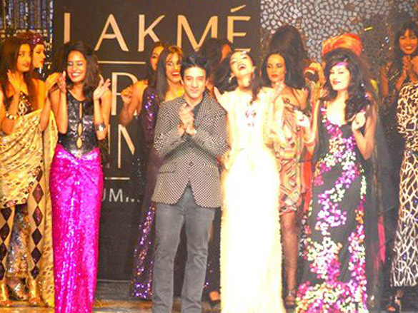 grand finale by suneet verma for lakme fashion week 2010 2