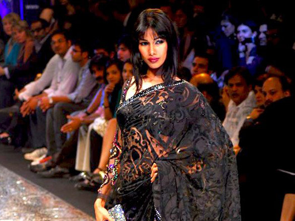 grand finale by suneet verma for lakme fashion week 2010 13