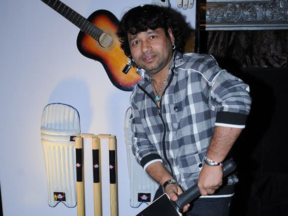 hard kaur and kailash kher at colors rockstar launch 7