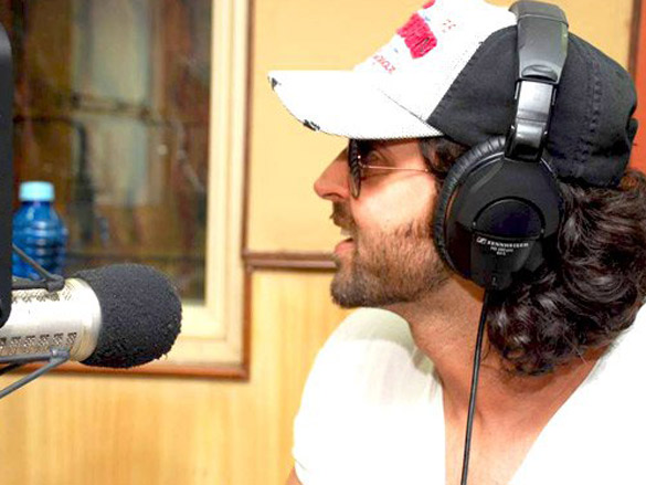 hrithik roshan promotes kites at radio city 91 1 fm 7