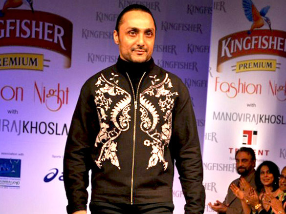 john dino and rahul bose walk at kingfisher fashion night 10