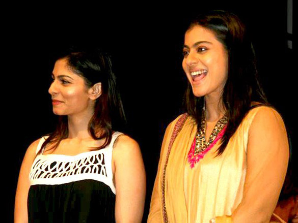 kajol tanuja and tanisha together for dignity donor 9