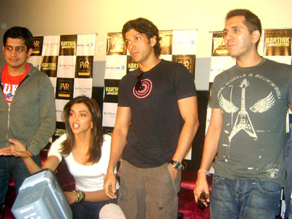 karthik calling karthik promotion in delhi 12