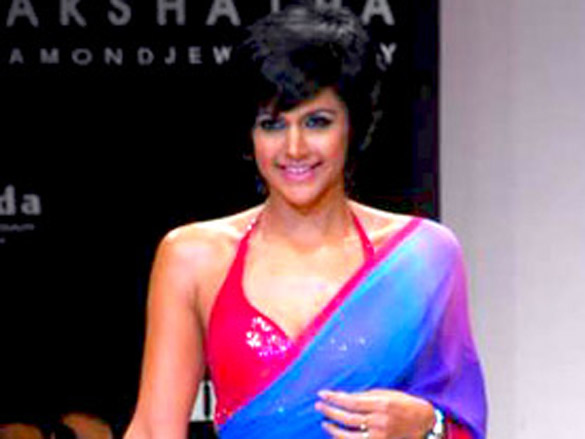 models walk the ramp at satya pauls show at lakme fashion week 2010 2