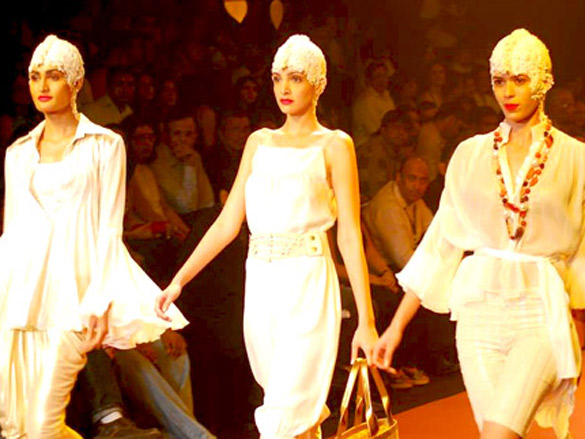models walk the ramp at vikram phadniss show at lakme fashion week 2010 4