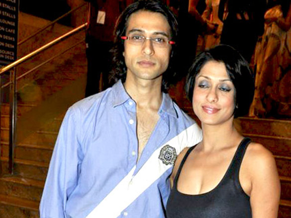 mugdha walks the ramp for pria kataria puri at lakme fashion week 2010 17