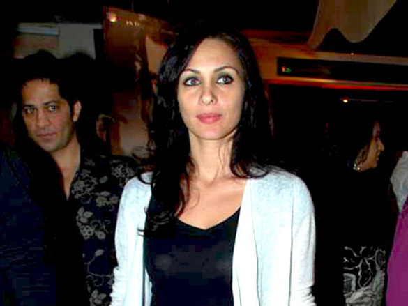 mugdha sonal chauhan and vidya malvade at veer screening 20