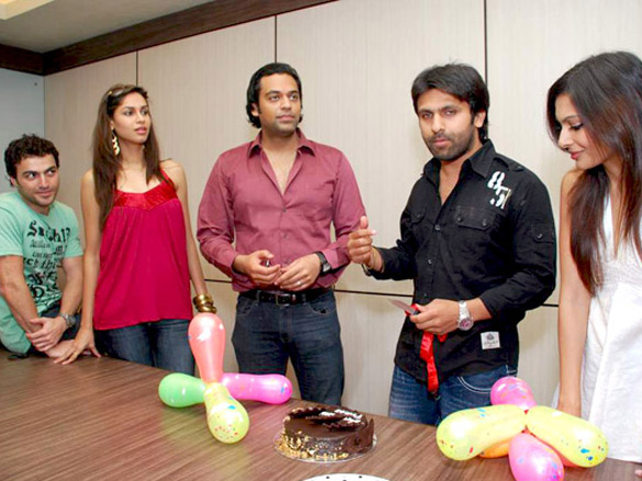 purab kohlis birthday celebration with the star cast of hide seek 9