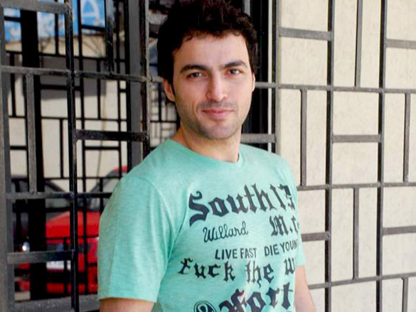 purab kohlis birthday celebration with the star cast of hide seek 18