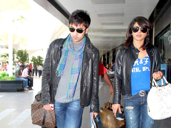 ranbir and priyanka spotted at mumbai airport 6