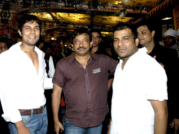 ritesh deshmukh launches khaugalli 6