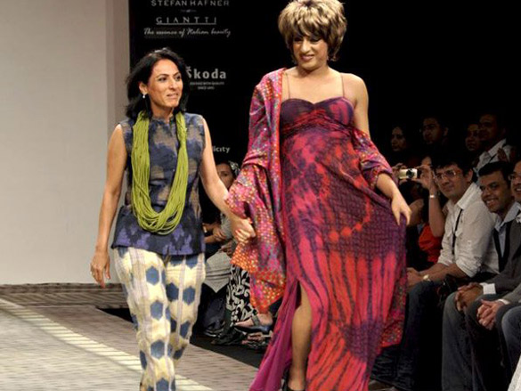rohit verma walks for krishna mehta at the lakme fashion week 2010 2