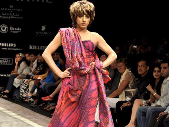 rohit verma walks for krishna mehta at the lakme fashion week 2010 5