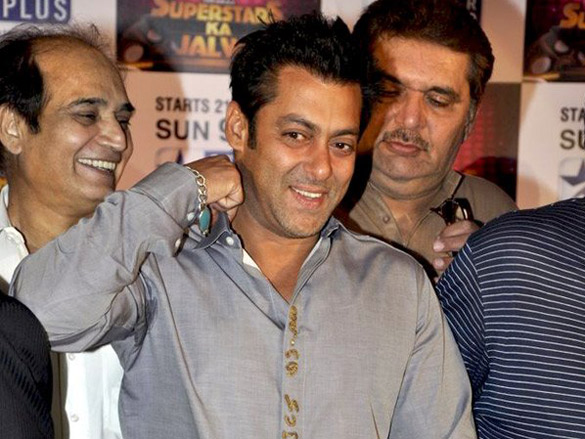 salman khan and mithun bond at cintaa superstars ka jalwa launch 9