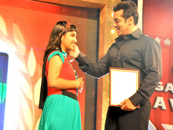 salman khan at cid gallantry awards nite 4