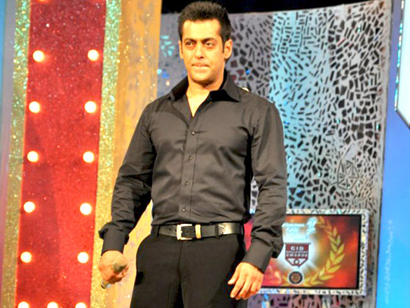 salman khan at cid gallantry awards nite 6