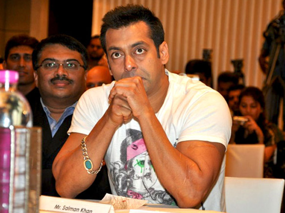 salman khan at mumbai cyclothon media meet 10