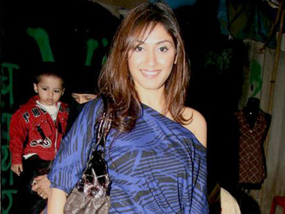 soha and kunal khemu grace airport performance at bonobo 6