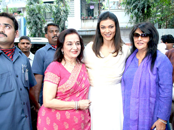 sushmita sen inaugurates the cosmetic surgery dept at asha parekh hospital 5