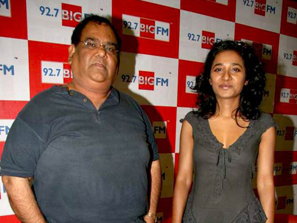 tannishtha chatterjee promotes road movie at big fm studios 7